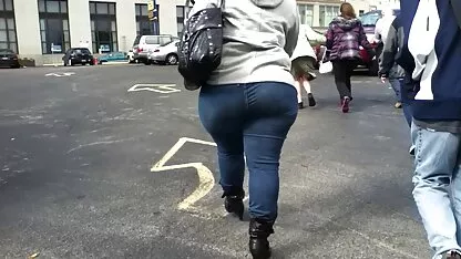 Plavuša se naježe i jebe se mature sex film free