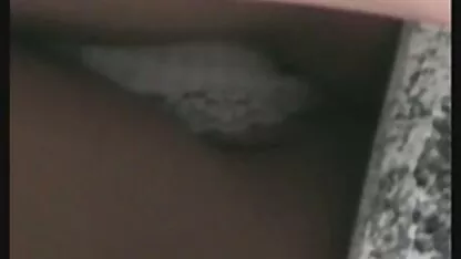Čvrsta nogu smeđe kose matura sex film na mesnatom pijetaou