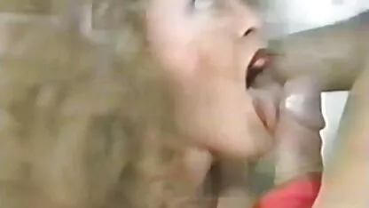 Muškarac je lišio djevojčicu djevičanstva i nastavio je matura sex film jebati