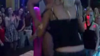 Izdan tandem porno oma hotel