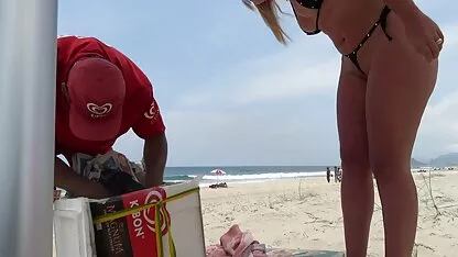 Olujno cumshot na licu od dubokog puhanja mature anal film