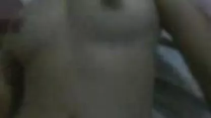 Tetovirane bučice jebu seksi mature classic xxx djevojku u čarapama