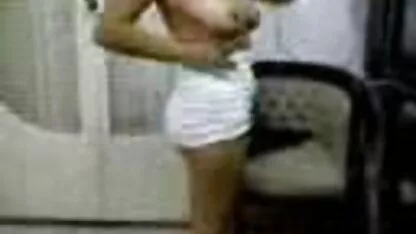 Dva stara djeda jebaju mladu plavušu xxx mature anal