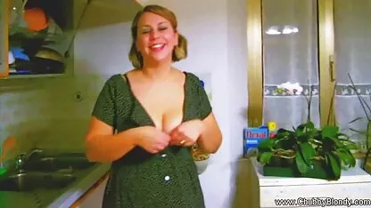 Požudni kabel jebe i zaliva tanku pilić zlatnom hd mature porn film kišom