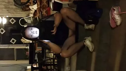 Slikana junakinja iz crtića pala sex cu mature porno je u ruke seksualnog manijaka i grubo ga je jebao