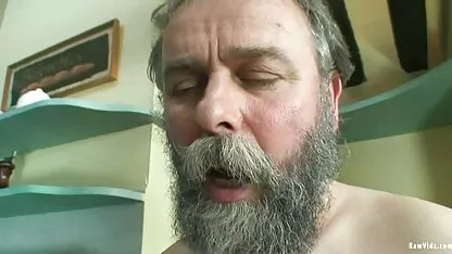 Brzo se odgurnuo u porno 50 60 WC