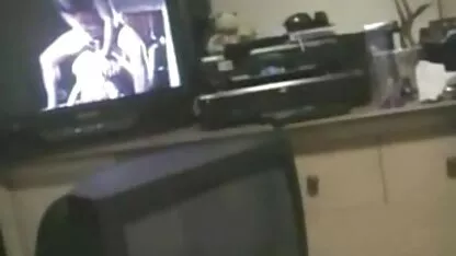 Mama porno mom movie i kći skaču na jedan vijak
