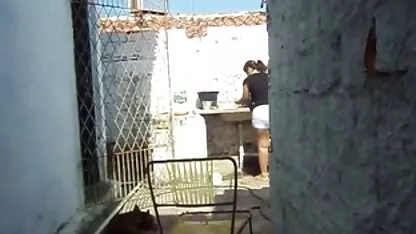Mršava ruska pilić u raznobojnim čarapama prvi put se jebe hd mature movie