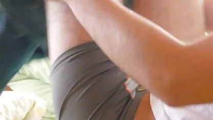 Odgurnula je kratke hlače i dala momku s velikim film mature hd kuracem u pičku