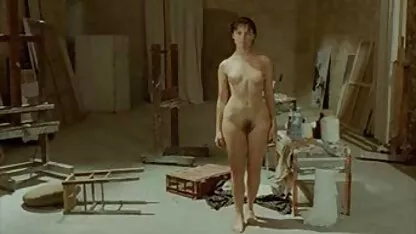 Djevojka mature cinema porn zadovoljava gomilu mladića